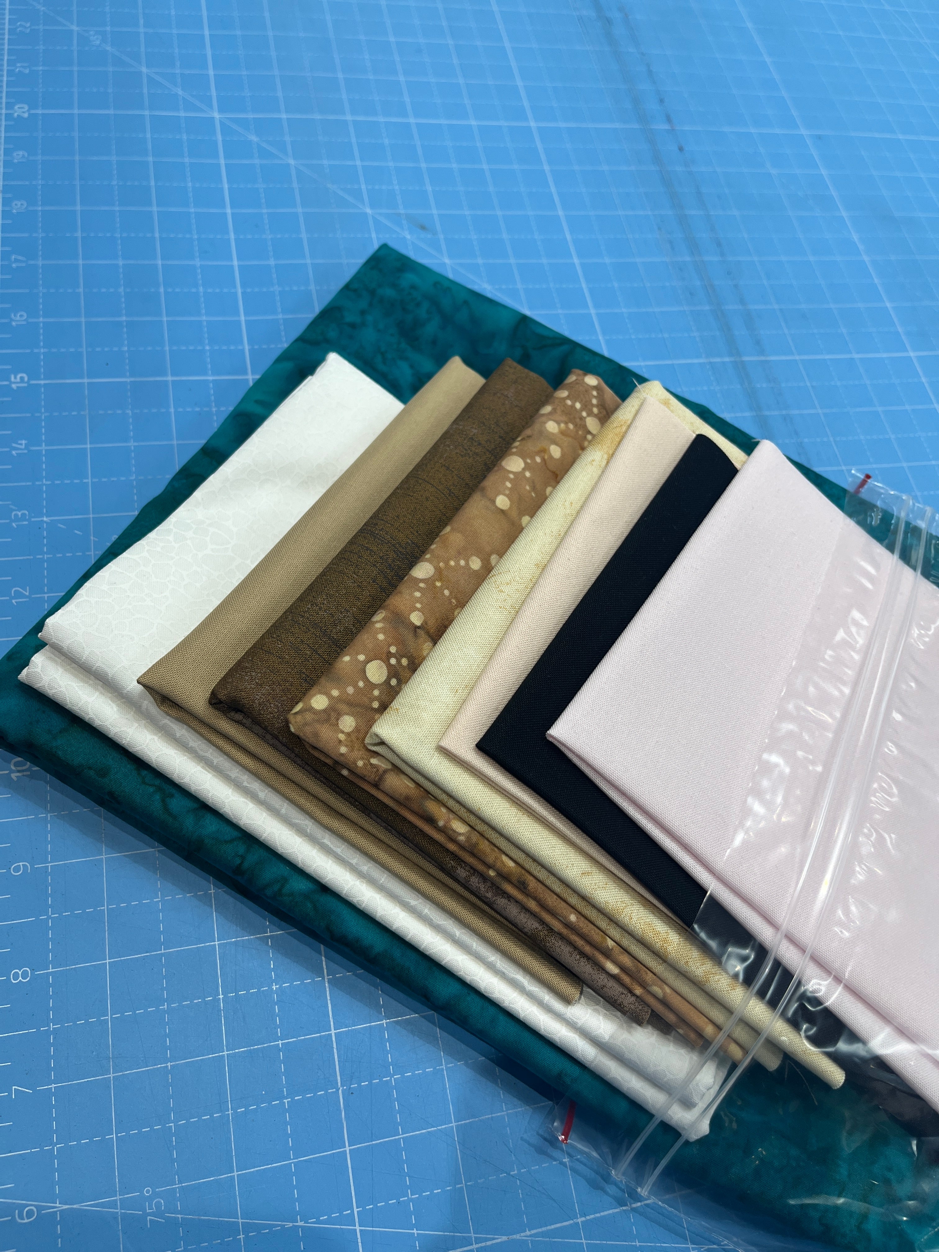 Cattle Call - a Highland Cow Quilt - Art East Quilting Co. KIT