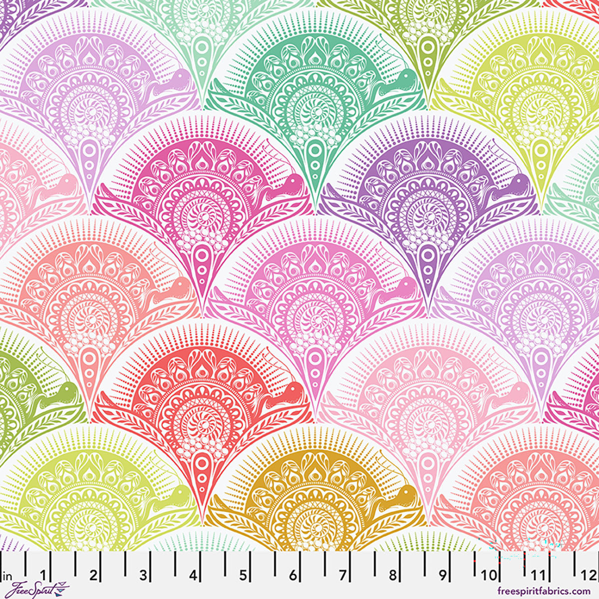 Tula Pink - Prince Charming Déjà Vu - Snail Scallop - Sugar Rush - PWTP277.SUGARRUSH