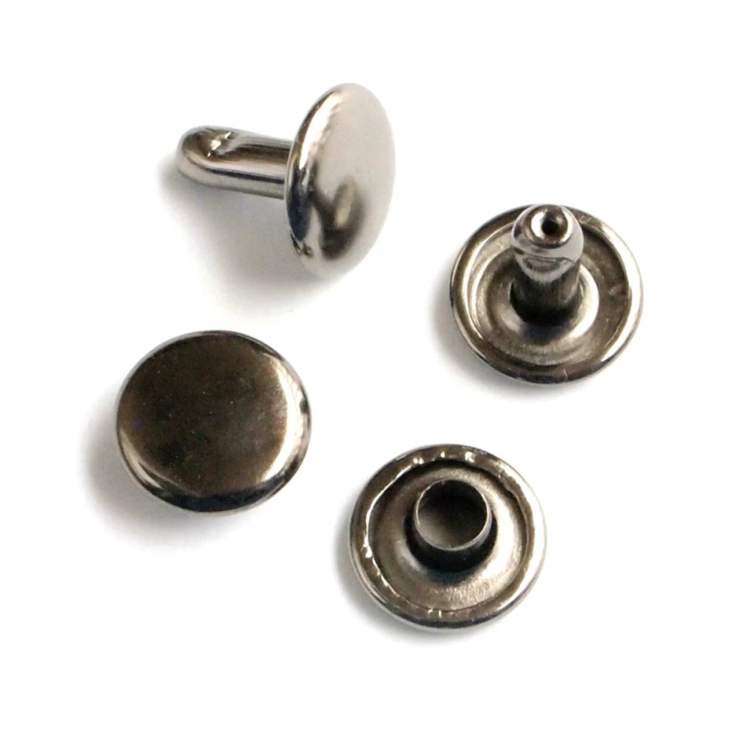 Sallie Tomato 24 Small Rivets 6mm
