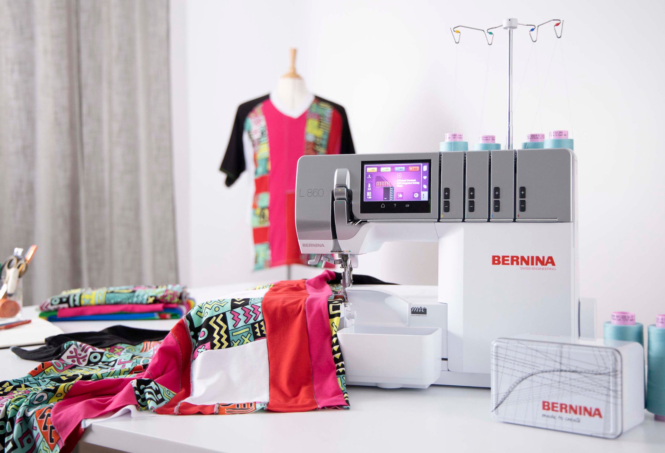 Bernina L860 Overlocker Serger