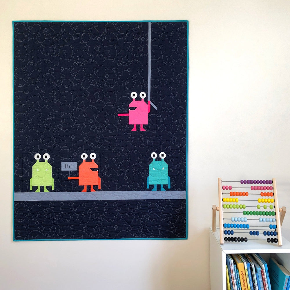 Apples & Beavers FIRST CONTACT - A Quilt Pattern by Astrid Bordush