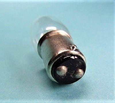 Sewing Machine Push & Turn Light Bulb with 9/16" Base.