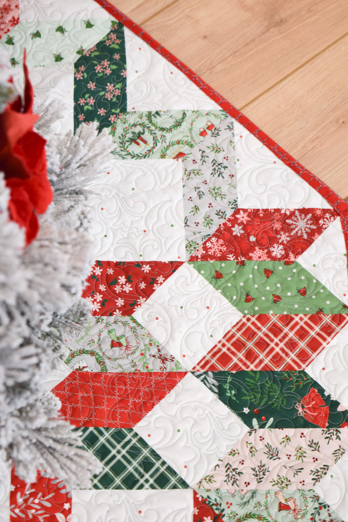 Mistletoe & Holly  54in x 54in Tree Skirt & Pot Holder Panel