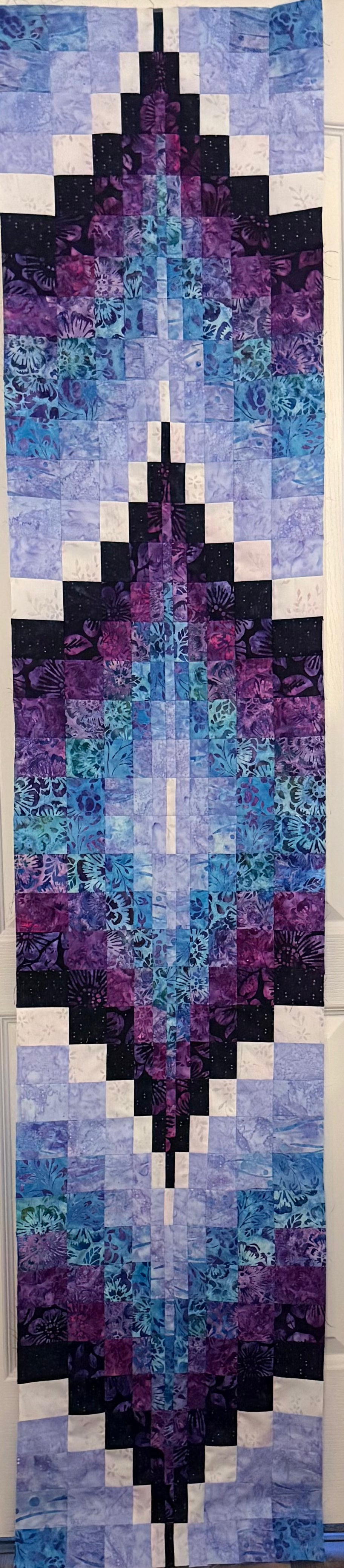 Bargello Table Runner/Bed Scarf - Intermediate Class2