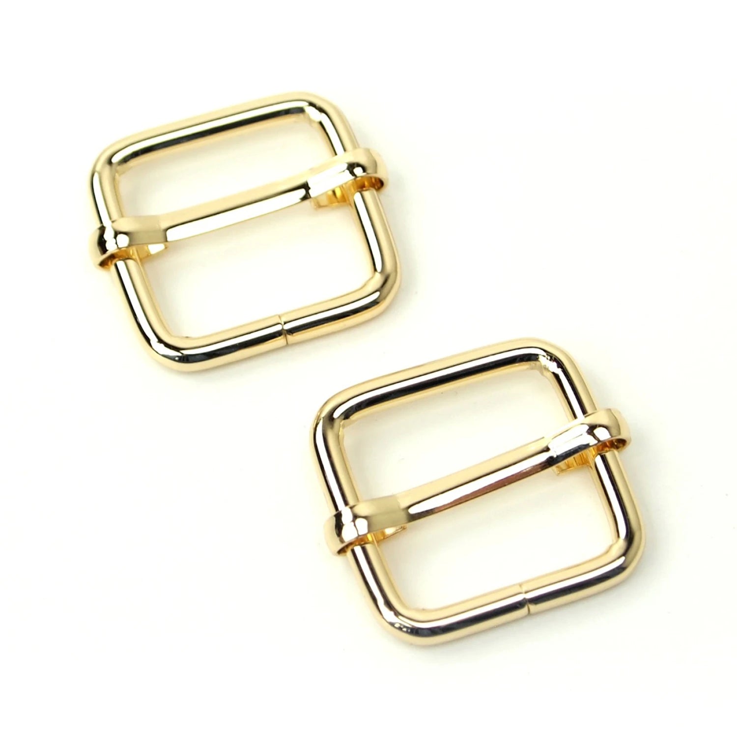 Sallie Tomato Two Slider Buckles 3/4"