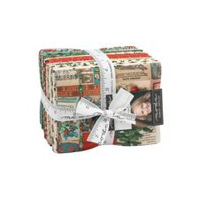 Christmas Faire Moda Fat Quarter Bundle 30 Pieces