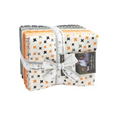 Late October - Moda Fat Quarter Bundle 28 Pieces