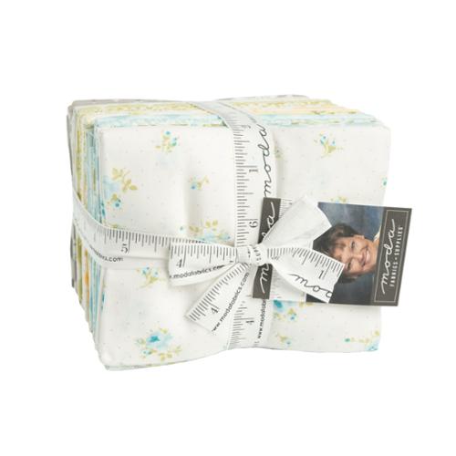 Brenda Riddle - Moda - The Shores - Fat Quarter Bundle (29pc) 18740AB