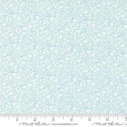 Brenda Riddle - Moda - The Shores - Sea Glass 18743 13