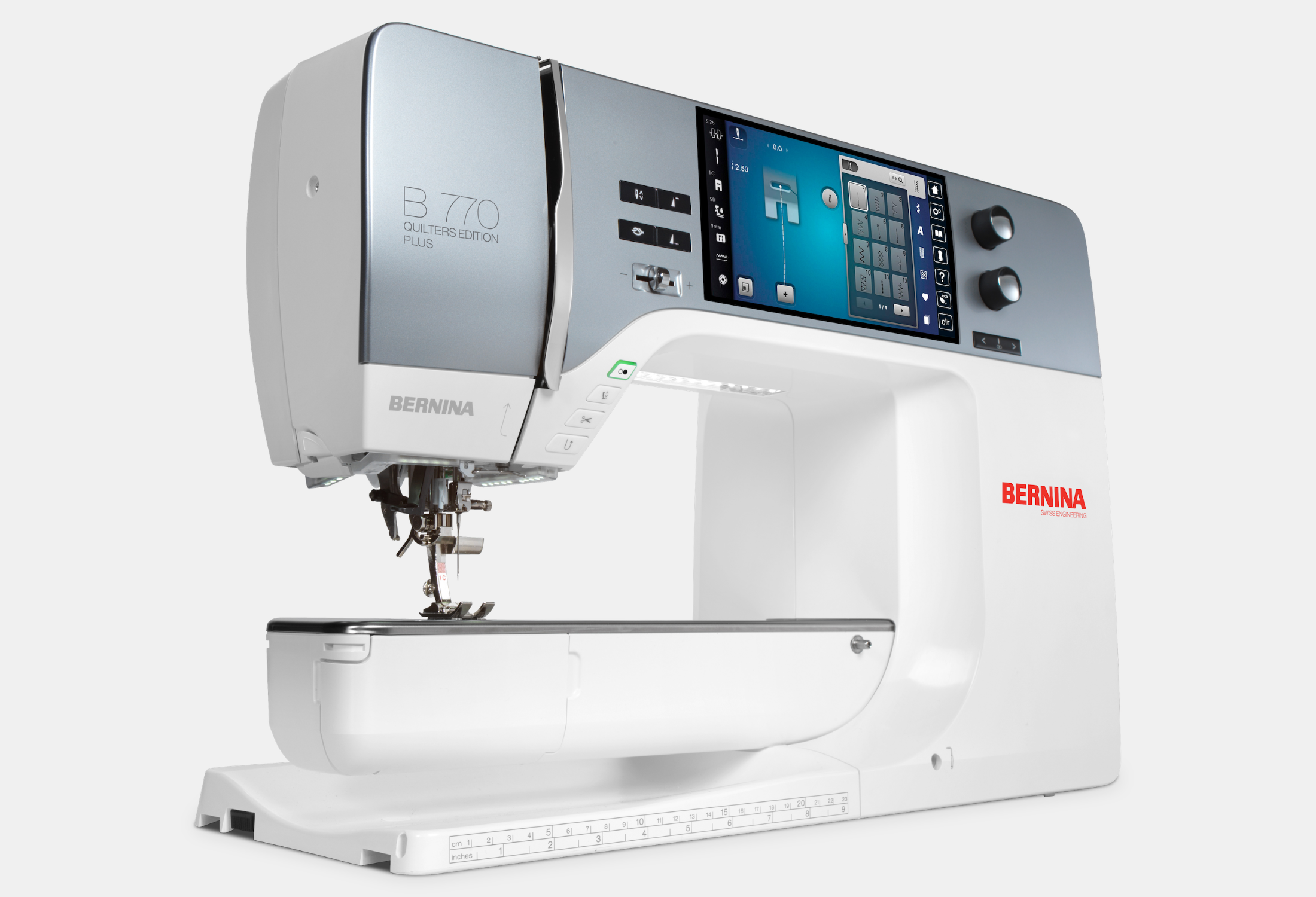 Bernina 770 QE PLUS Sewing/Embroidery Machine