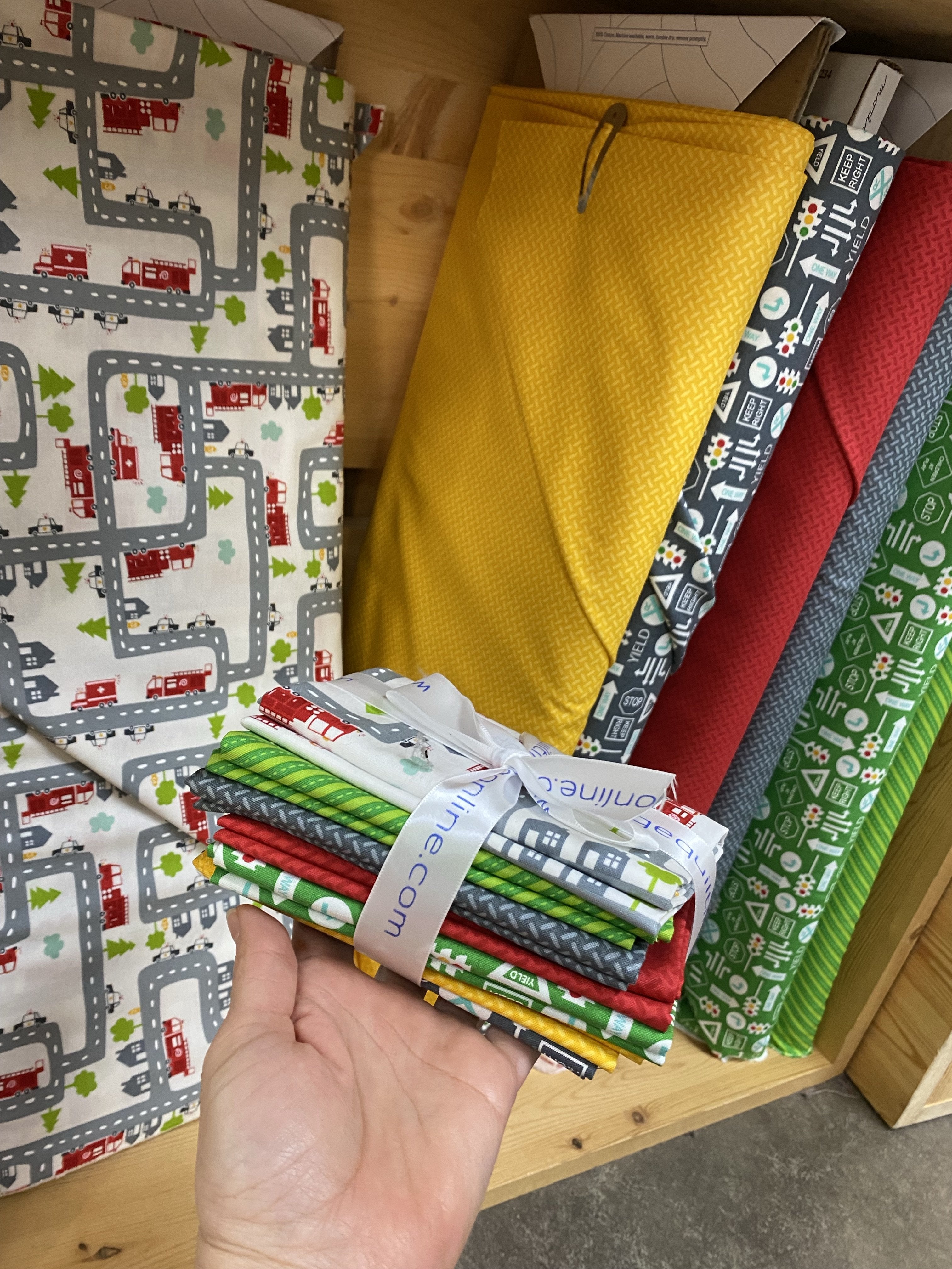 Fat Quarter Bundle, Stacy Iest Hsu On The Go