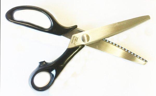 Pinking Shears 8 1/2in