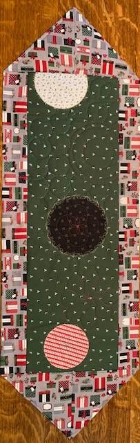 Holiday Table Runner w/Circle Sewing - Virtual Class